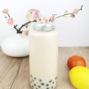 China Food Grade 700ml Plastic Juice Storage Bottles With Can Lids Essential Oils wholesale