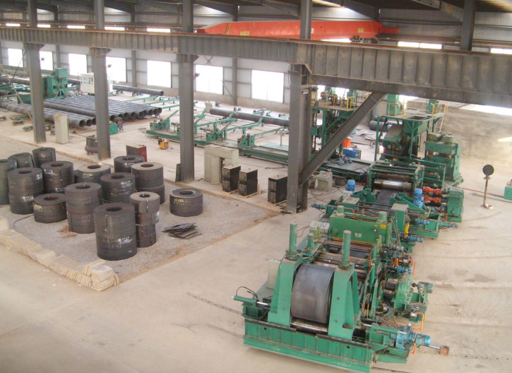 Low Noise Steel Welded Tube Mill Spiral Pipe Production Line With Peeler