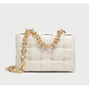 White Thick Gold Chain Bag 23cm 15cm Female Messenger Bag