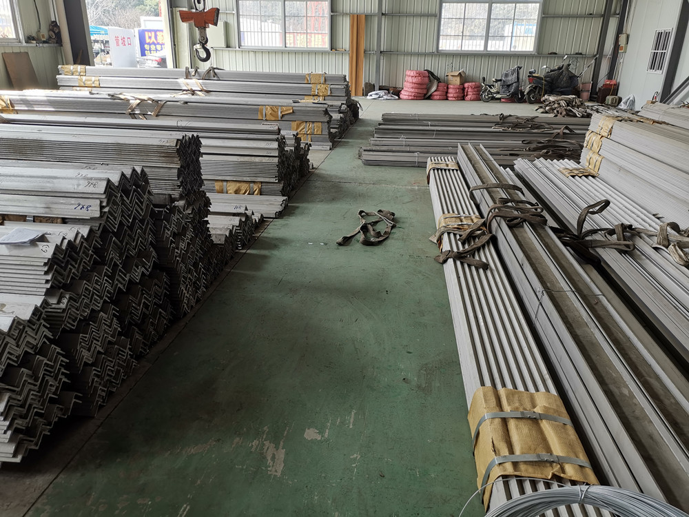 Ss316l Stainless Steel U Section Channel Bar 100 X 50 X 6mm Web Thickness X 6m