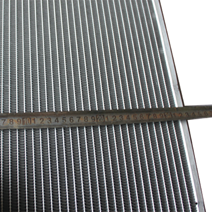 Doosan DX225 DB58 Radiator Assembly in Silver Material with 15kg Weight and DB58 Engine