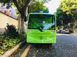 4 Seats Electric Sightseeing Car , Fiberglass Green Color Electric People Mover
