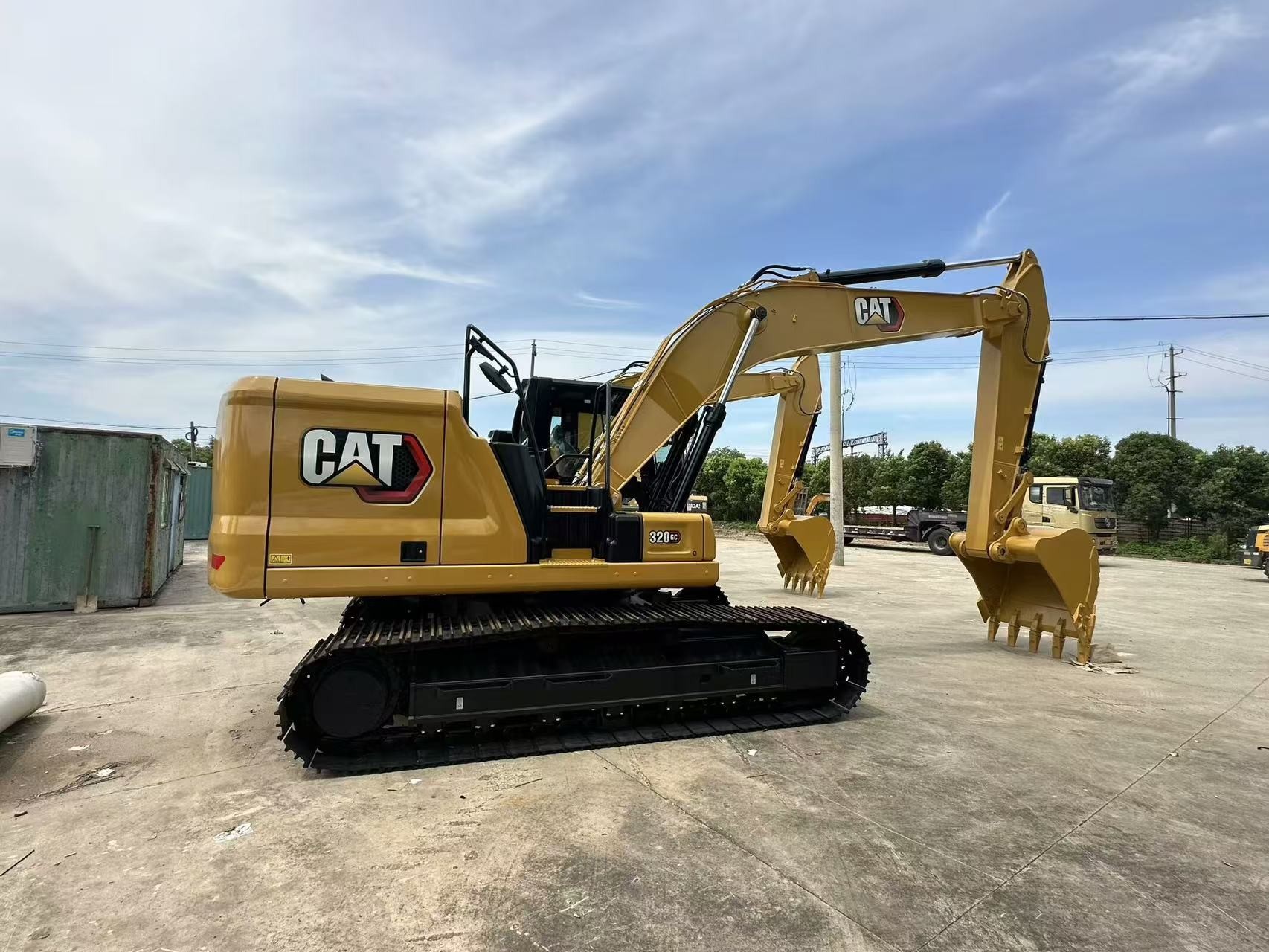 320GC Used Caterpillar Excavator Crawler Mounted 2023 Year With CAT C4.4 Engine