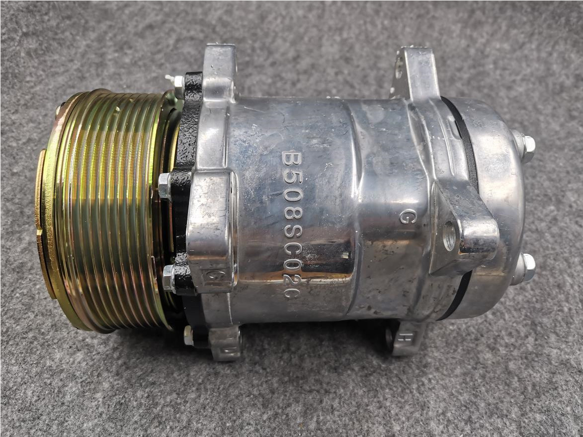 200V77970-7028 Air Conditioning Compressor 24V SINOTRUK HOWO SITRAK 4110002120169