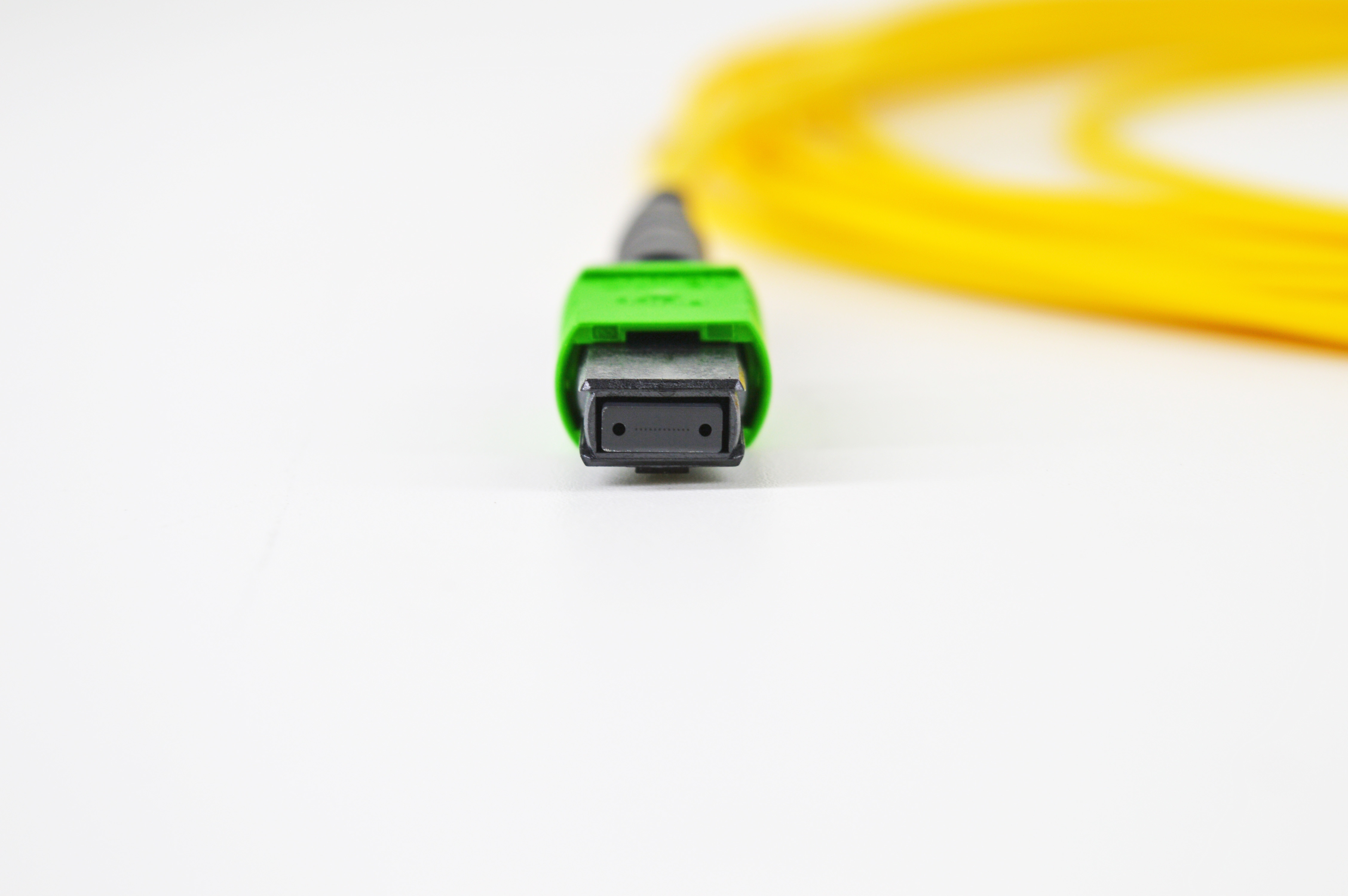 MPO to MPO patch cord cable, single mode patch cord mpo mtp fiber connector,mtp to mtp fiber optic cable