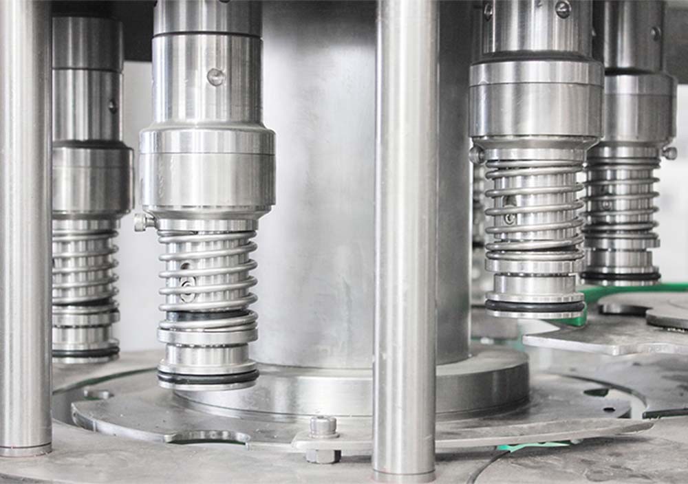 SUS304 CE Oil Filling Machine Fully Automatic For Plastic Bottle