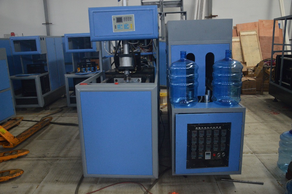 18.9L PET Bottle Blow Molding Machine with Infrared Heater and AirTac Rotary Cylinder