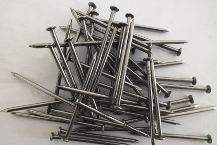 Rust Free Black Iron Nails High Strength Flat Head Roofing Nails