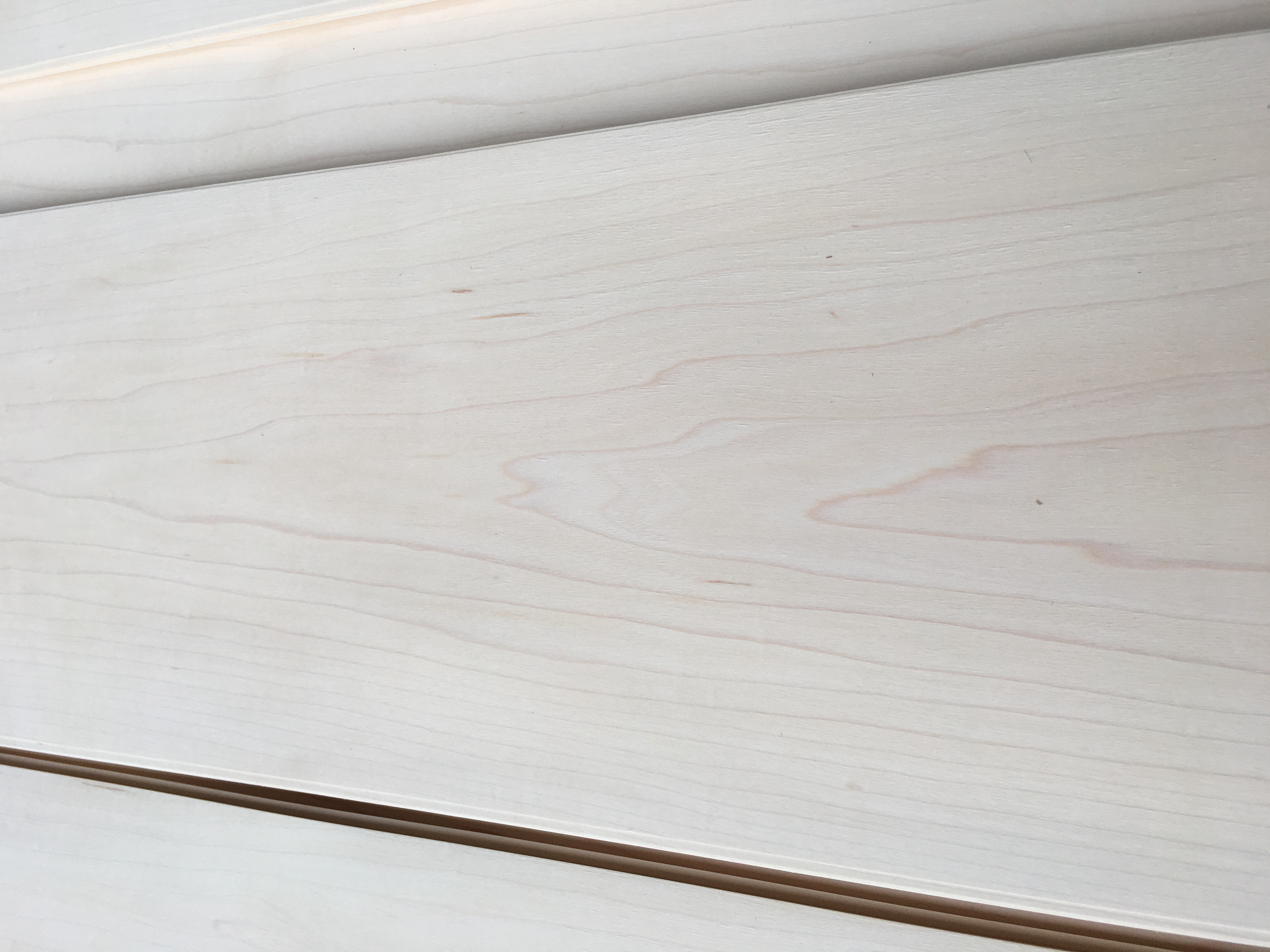 Wholesale Customized 0.45mm natural wood veneer canadian maple veneer for skateboard