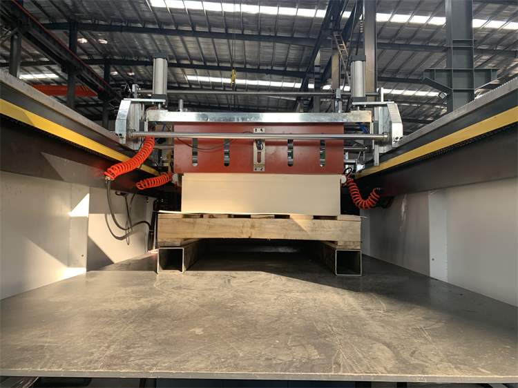 Special Horizontal Paper Roll Machine with Cutting Capability of 40-450 and 8Kw Power