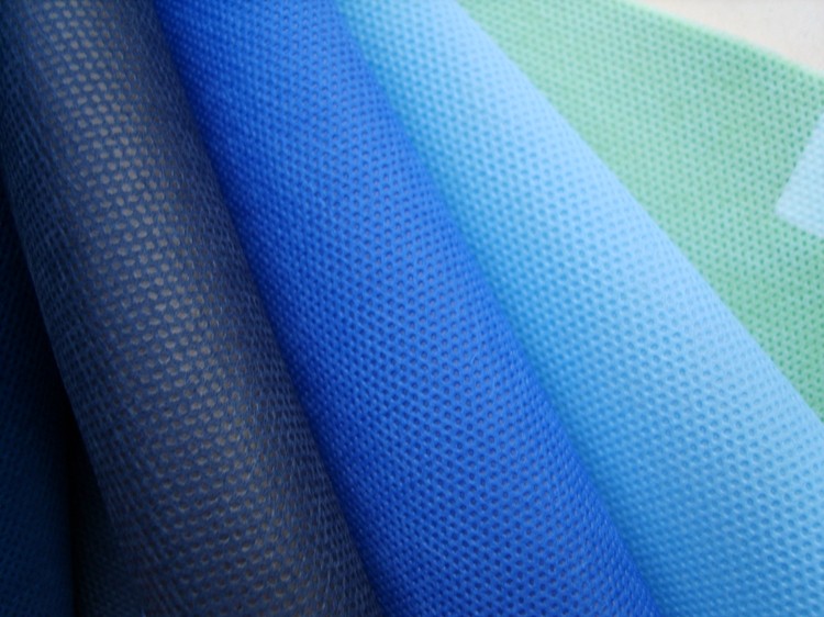 Professional Manufacturer Laminated TNT Polypropylene Recycled Fabric PP Spunbond Non Woven for bags,medical, hygiene products