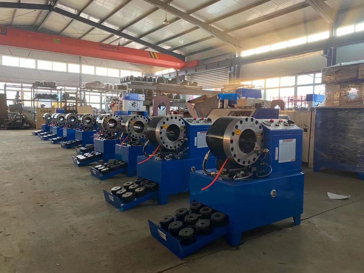 Versatile DX68 Hose Crimping Machine With 10 Sets Of Dies Achieve Perfect Fit CE Certification And Size Is 730*480*740