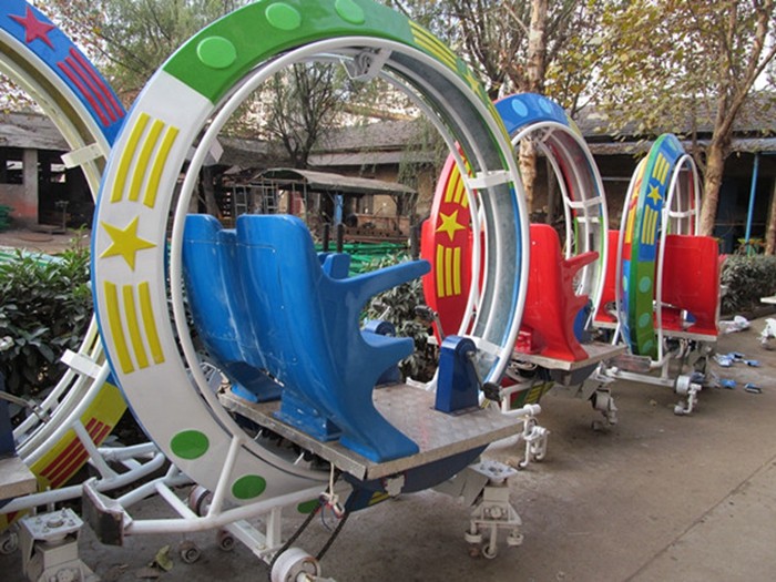 Multi Color UFO Cycle Monorail Ride , Track Car Model Roller Coaster Attractions