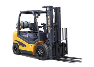 China LPG Forklift 3.5 Ton 37.4kw / 2300rpm Rated Power With NISSAN Engine wholesale