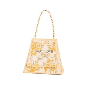 China Christmas Square Shopping Candy Logo Printed Paper Bags Custom Order and Shopping Bag wholesale