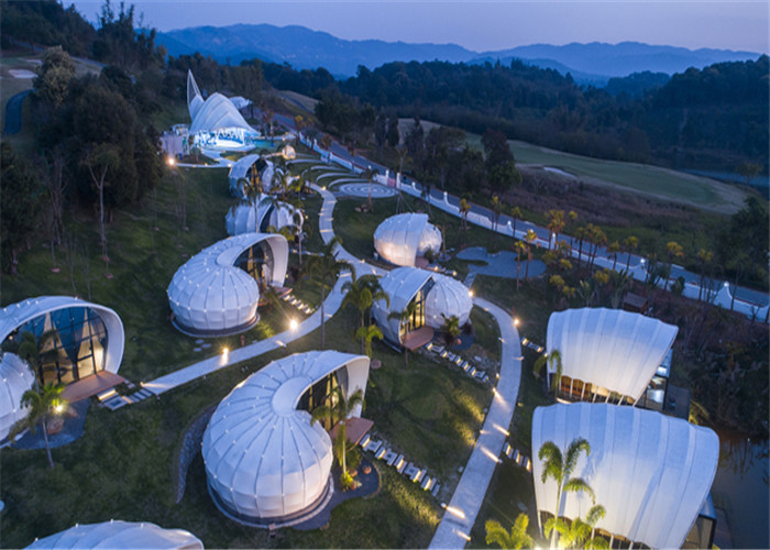 New Design Snail Shape Luxury Resort Glamping Tent With 1 Bedroom And 1 Bathroom For Campsite