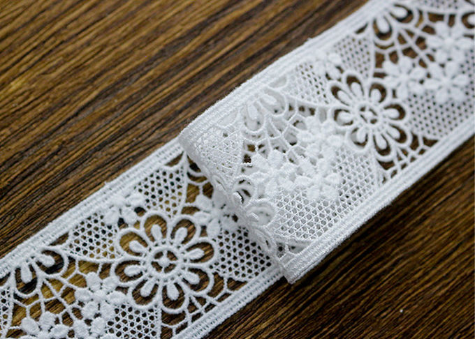 Water Soluble Poly Milk Embroidered Floral Lace Ribbon Trim Customized