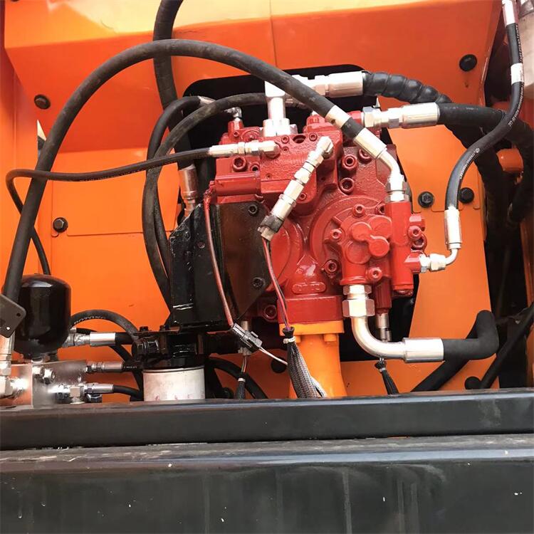Used Hyundai 210W Wheel Excavator 21 Ton Robex 210 Excavadora R210W-9 in 2019 Year