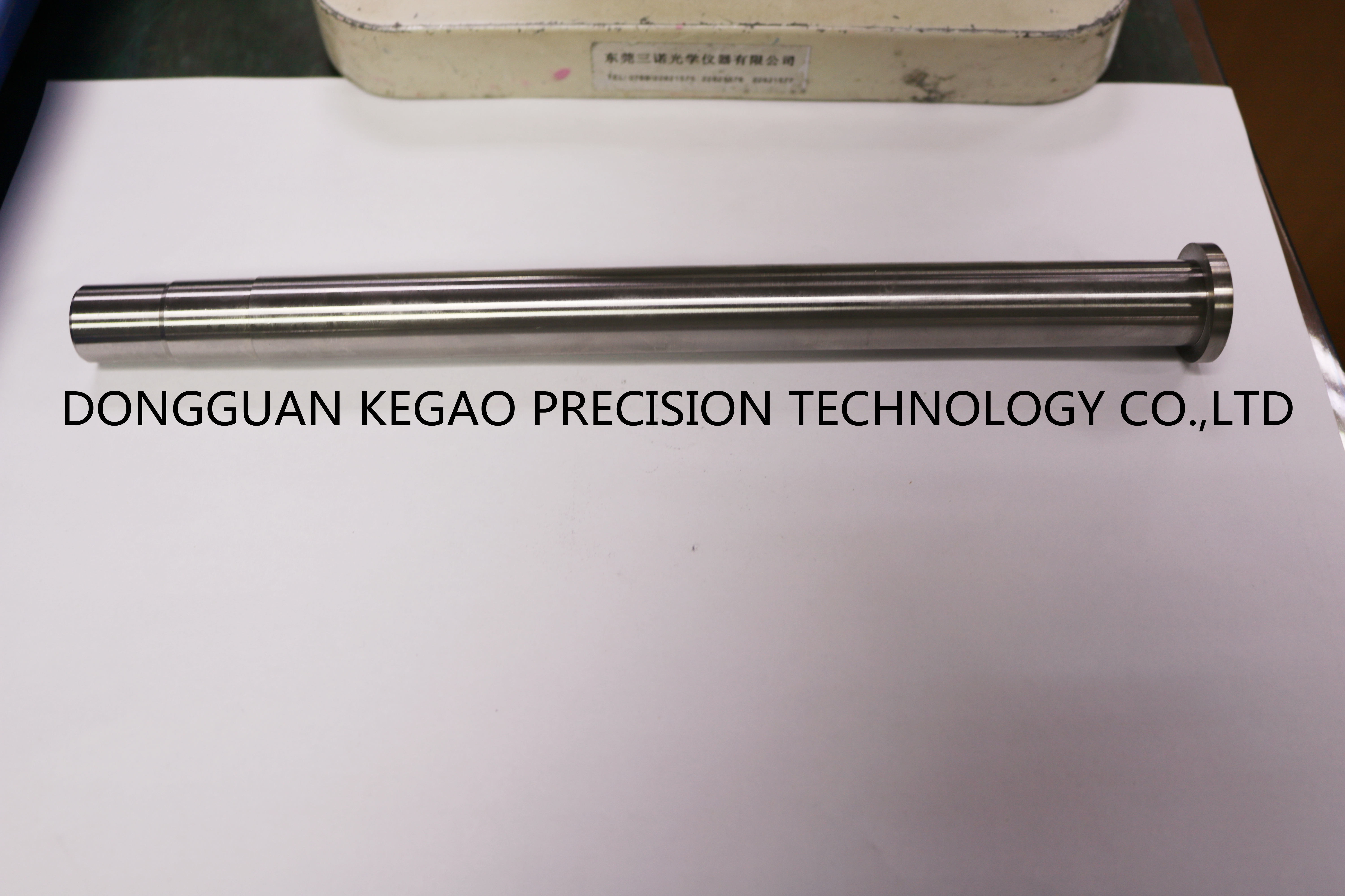 STAVAX Mold Core Pins , Injection Molding Pins 52 HRC 0.02 EDM Angle