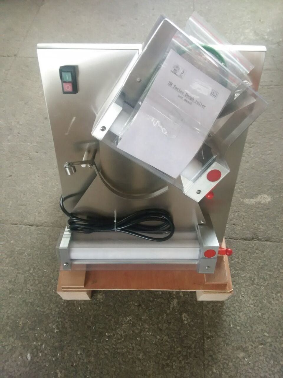 Pizza Dough Press Machine / Pizza Dough Roller Machine 480*560*700mm