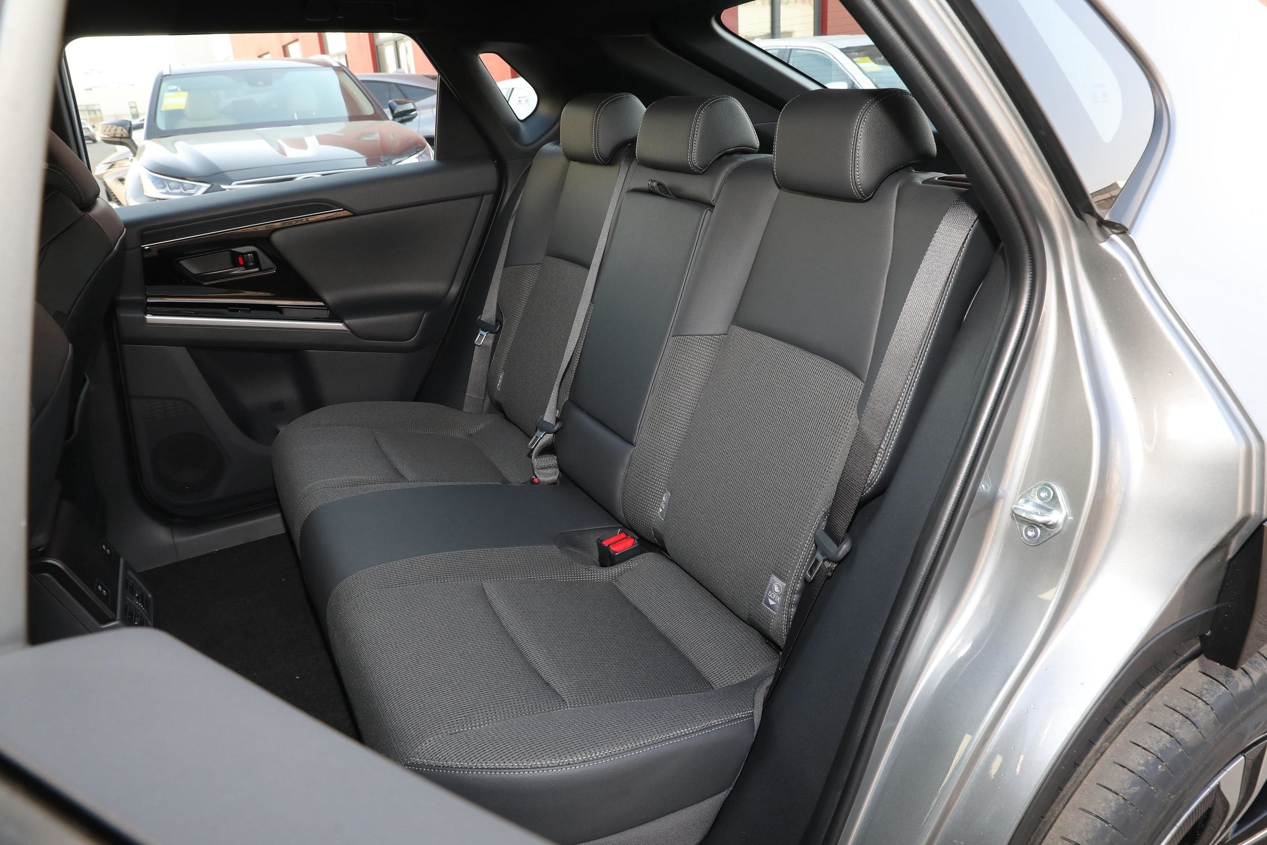 GAC Toyota BZ4X 2022 Long Range Elite Ev Car 5 Door 5 Seat Mid Size SUV
