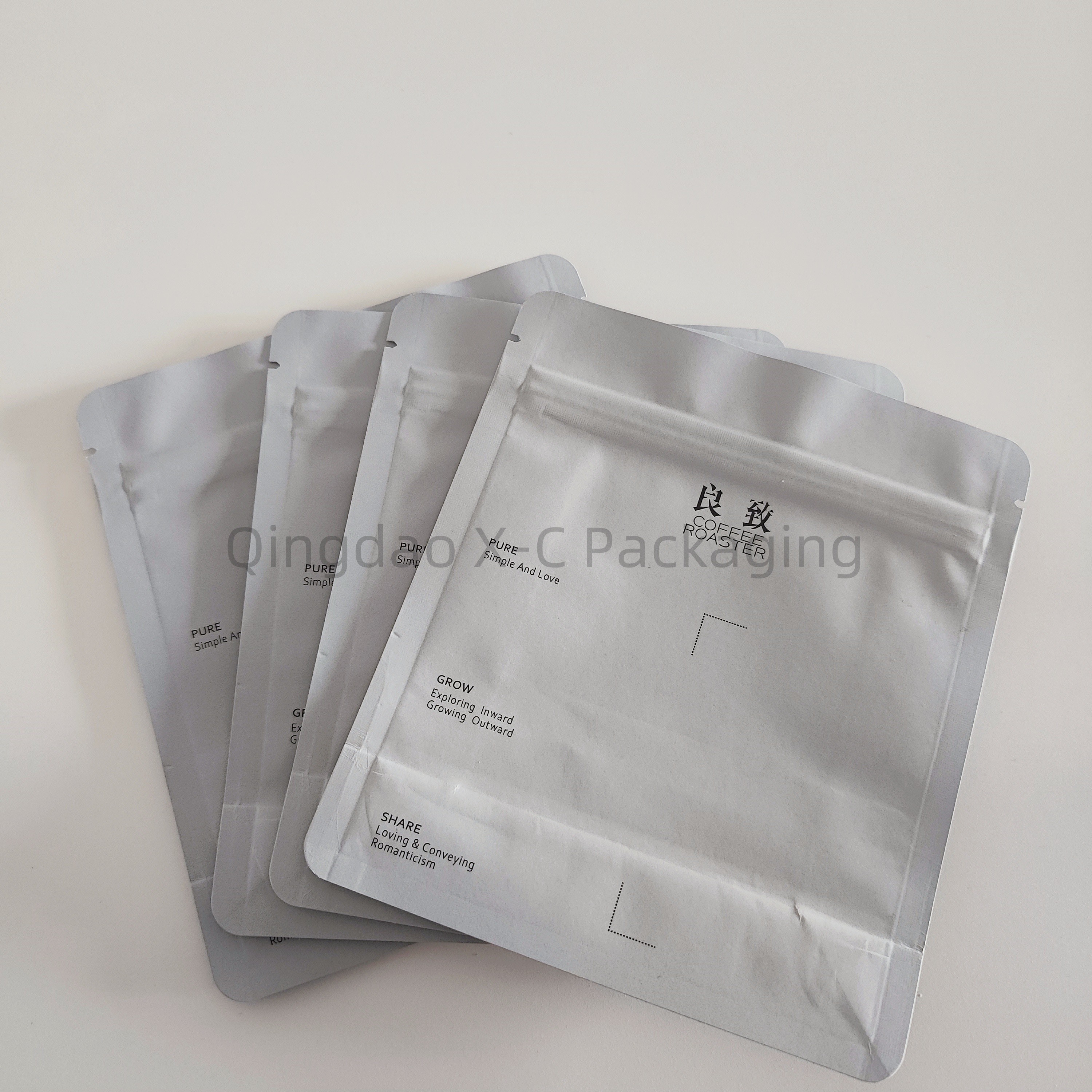 Multifunctional Stand Up Pouch Waterproof Packaging Eco Friendly Customized