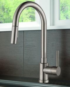 China Desk Mounted Contemporary Kitchen Sink Faucets With Pull Down Sprayer wholesale