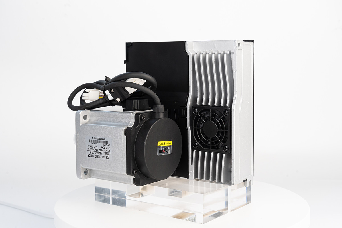 ISO Motion Control Servo Motors And Drives , Plastic Machinery Servo Drive Unit