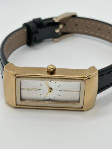 China Custom Leather Strap Quartz Watch Personalized Engraved Trendy Luxury Watches wholesale