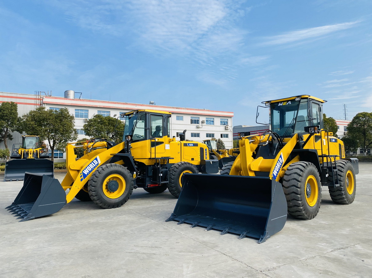 Max. Gradeability 30° Front End Wheel Loader With 2430mm Overall Width
