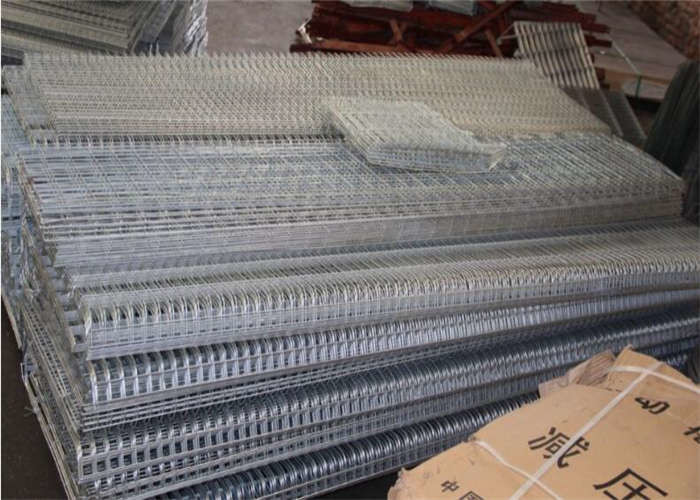 Stepped H Type Layer Cage 490mpa / Chicken Egg Layer Cages 56cm width