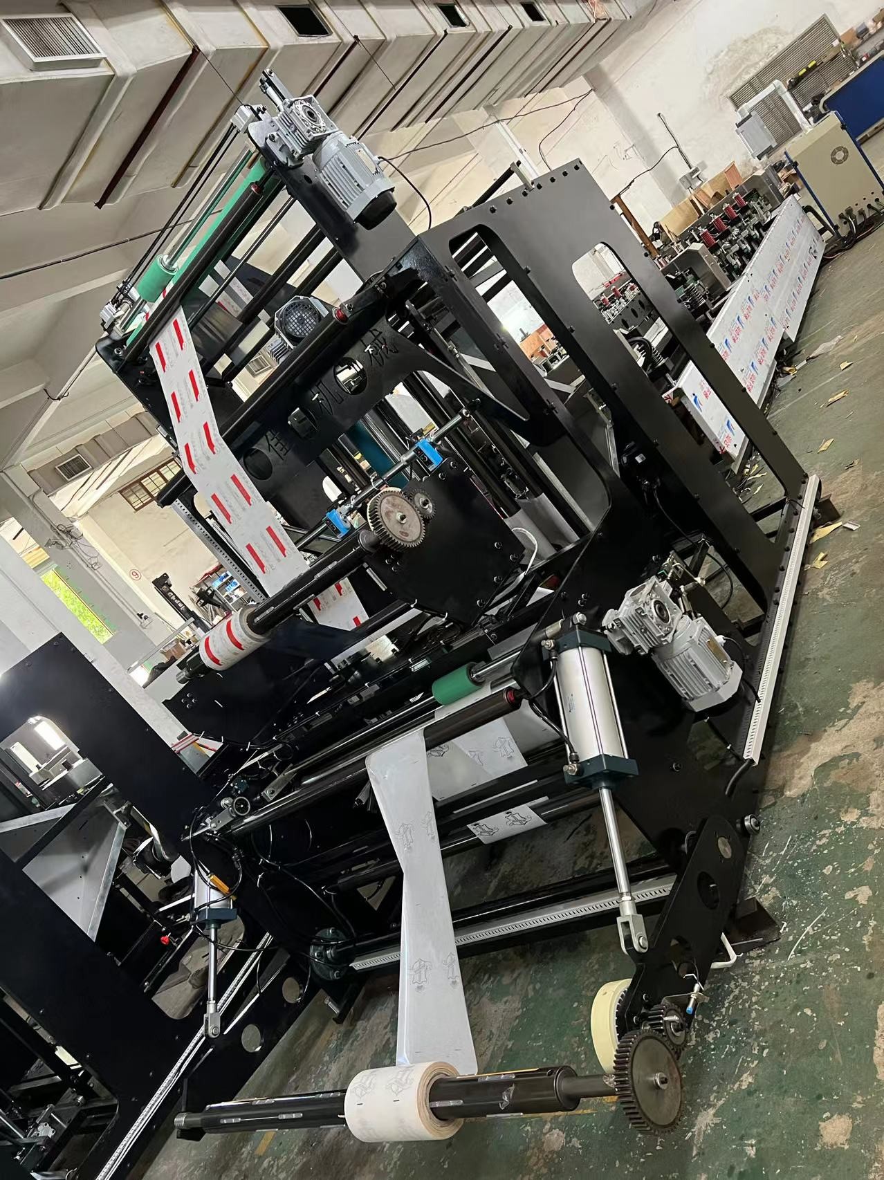 Double Unwinder 3 Side Seal Pouch Maker Machine 250 Segments/Min