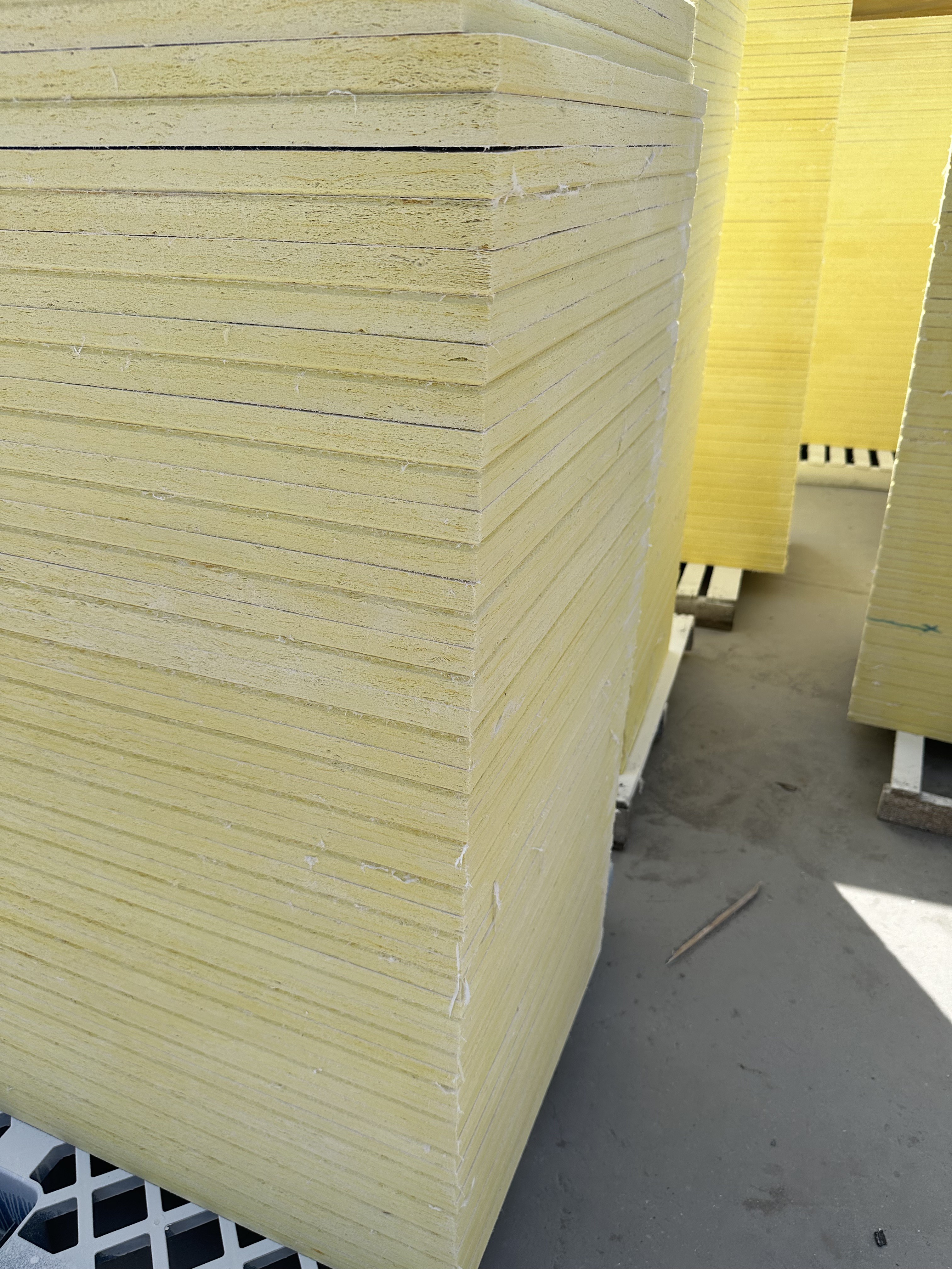 Fireproof Suspended Ceiling Acoustic Panels Soundproof Fiberglass Acoustic Ceiling Tiles