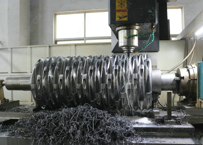 Low Power Consumption PET HDPE Plastic Bottle Shredder Machine With Single Shaft