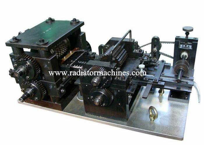 Standard Structure Aluminum Radiator Fin Machine 32mm Wavy Fin