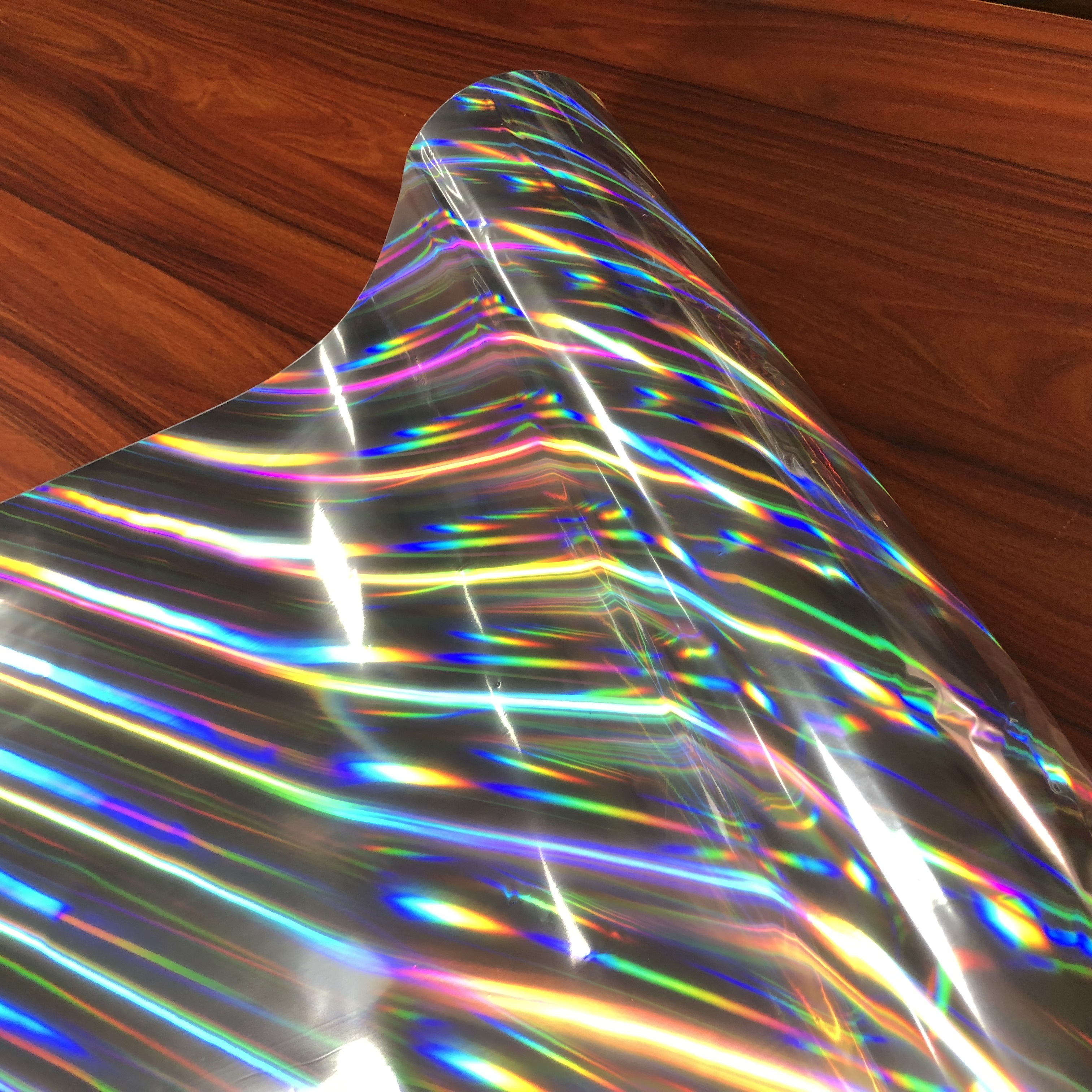 High Transparency Opaque Thermal Holographic Lamination Film for Laminated Paper Board