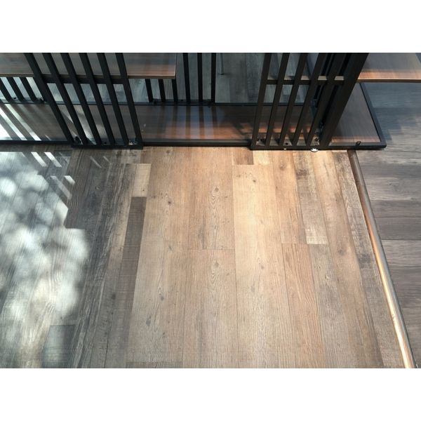 Supermarket Ultra-Thin LVT Vinyl Flooring with CE Certificate and Easy Click Design