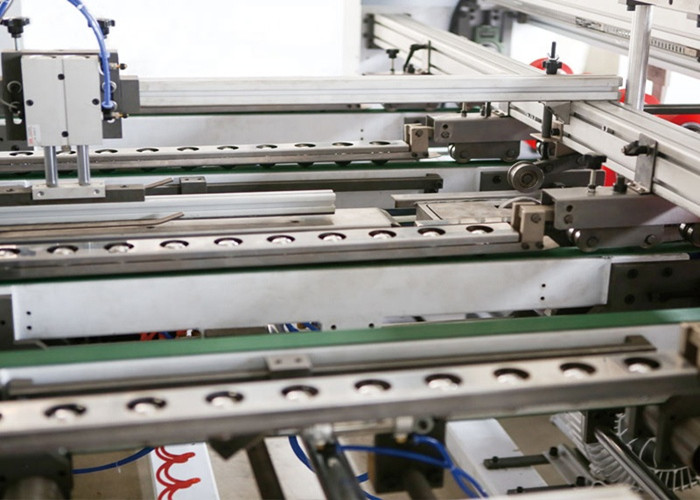 Joint Corrugated Box Gluing Machine Carton Folding And Gluing Machine