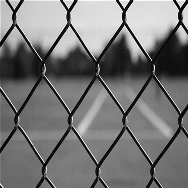 Silvery Diamond Wire Mesh Galvanized Chain Link Fence 50 Feet Length
