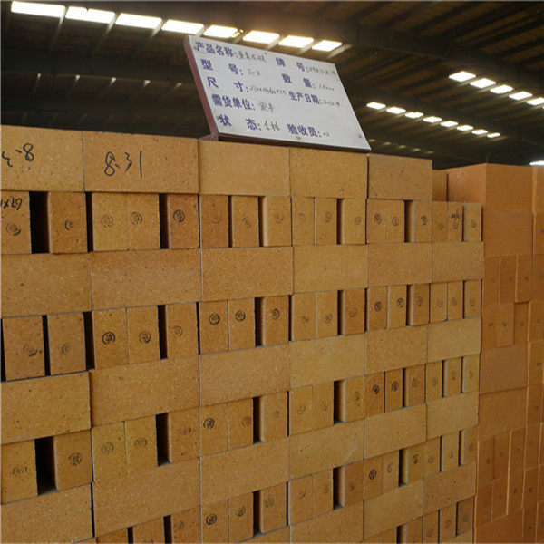 Unshaped High Alumina Refractory Brick / Fireproof Bricks For Hot Blast Stove , Lime Kiln