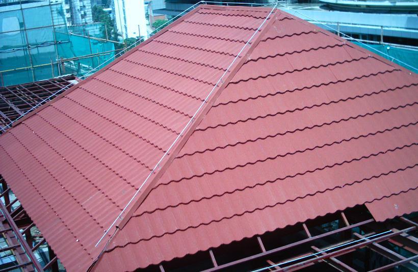 ISO Stone Coated Roof Tile Machine , 30T Manual Roof Tile Making Machine