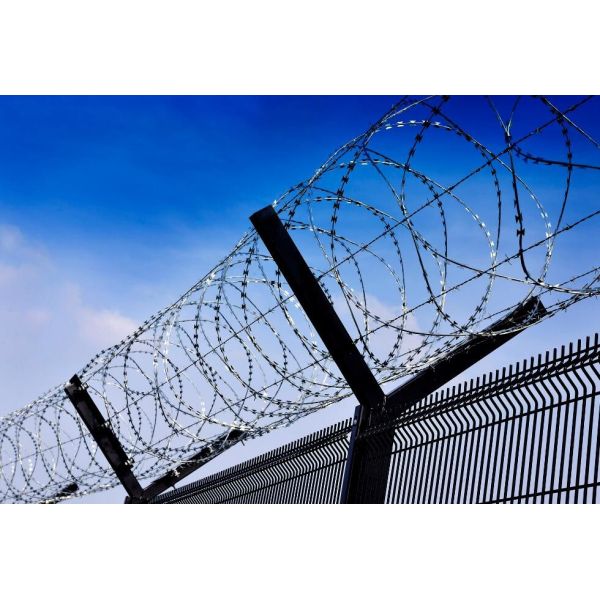 Unobstructed Visibility 4mm Security Wire Mesh Fencing Pvc Coated Green