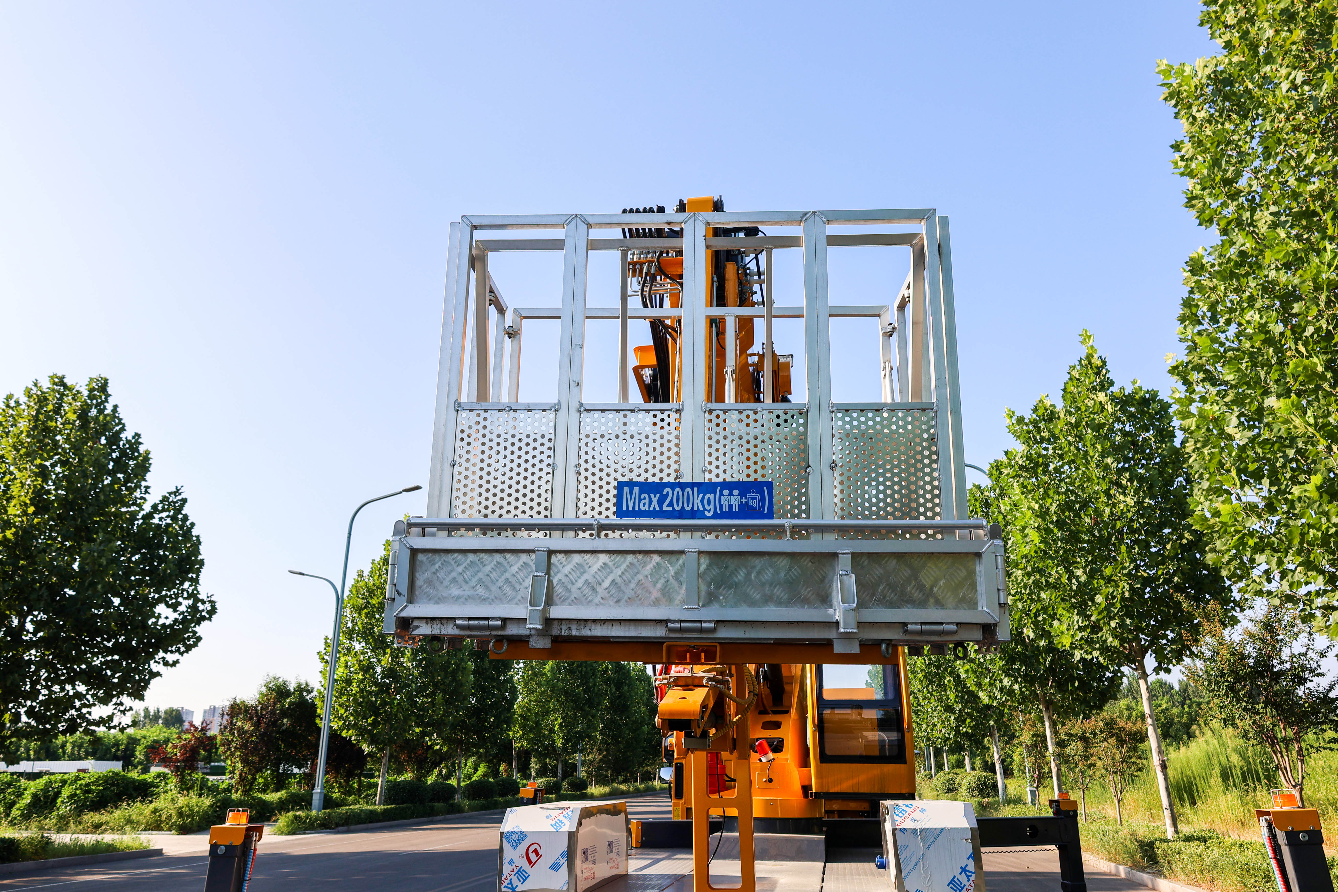High Quality JMC 28M Telescopic Boom High Platform Aerial Worker, Sold Separately
