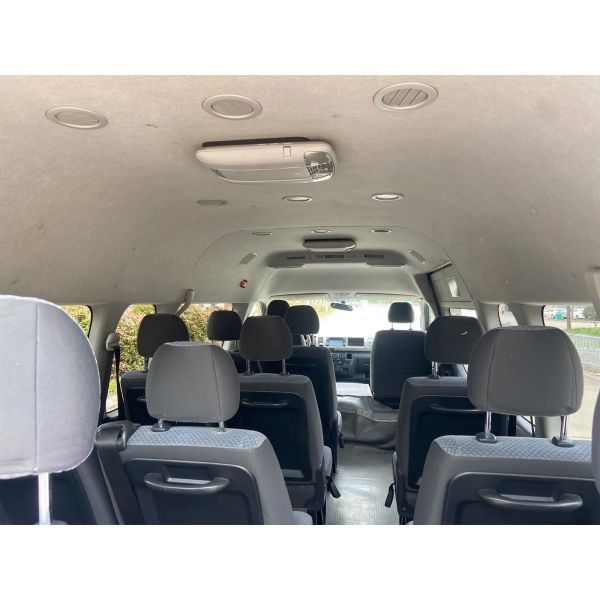 Toyota Hiace 13-Seater Left-Hand Drive Electric Mid-Door Euro 4 Standard Champagne Gold Minibus