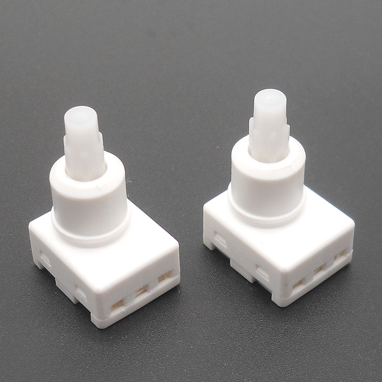 Long Travel Operation Momentary Push Button Switch , Micro Momentary Switch