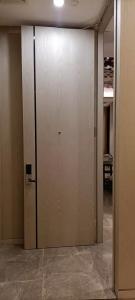 China White Walnut Veneer Door Panel 5 Star Hotel Bedroom Furniture 1000*50*2400mm wholesale