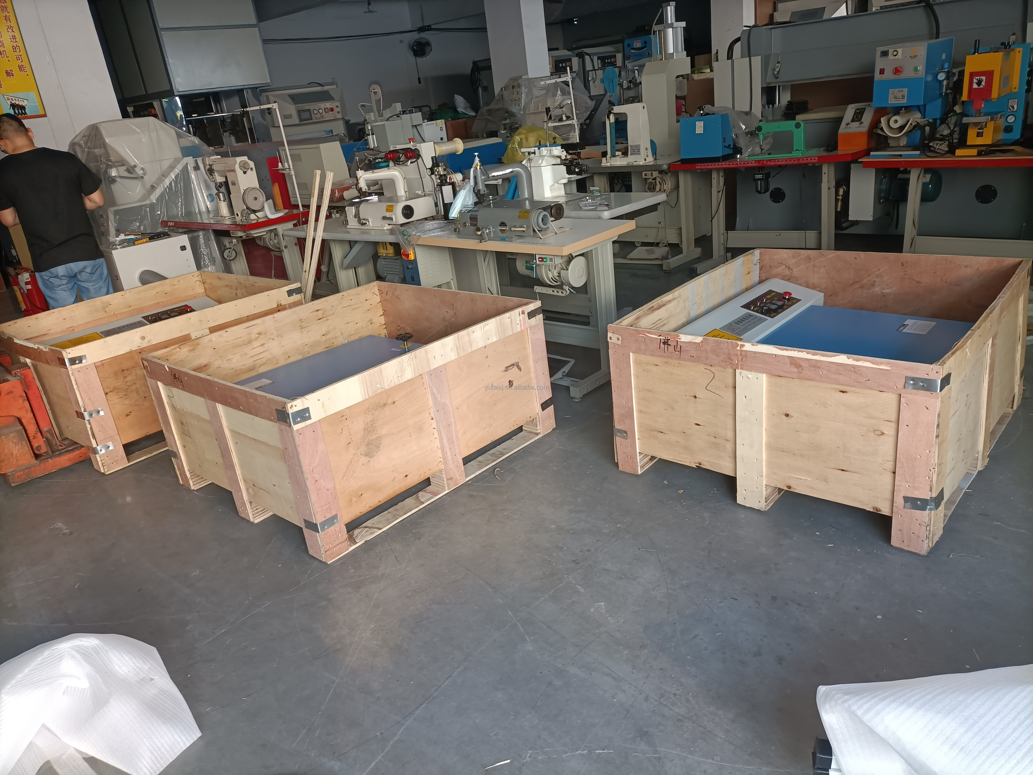 YT-600 YUTAI Work Area 600MM Shoes Upper Leather Bags Clothes Lining Ironing Fusing Press Machine for Customer Requirements