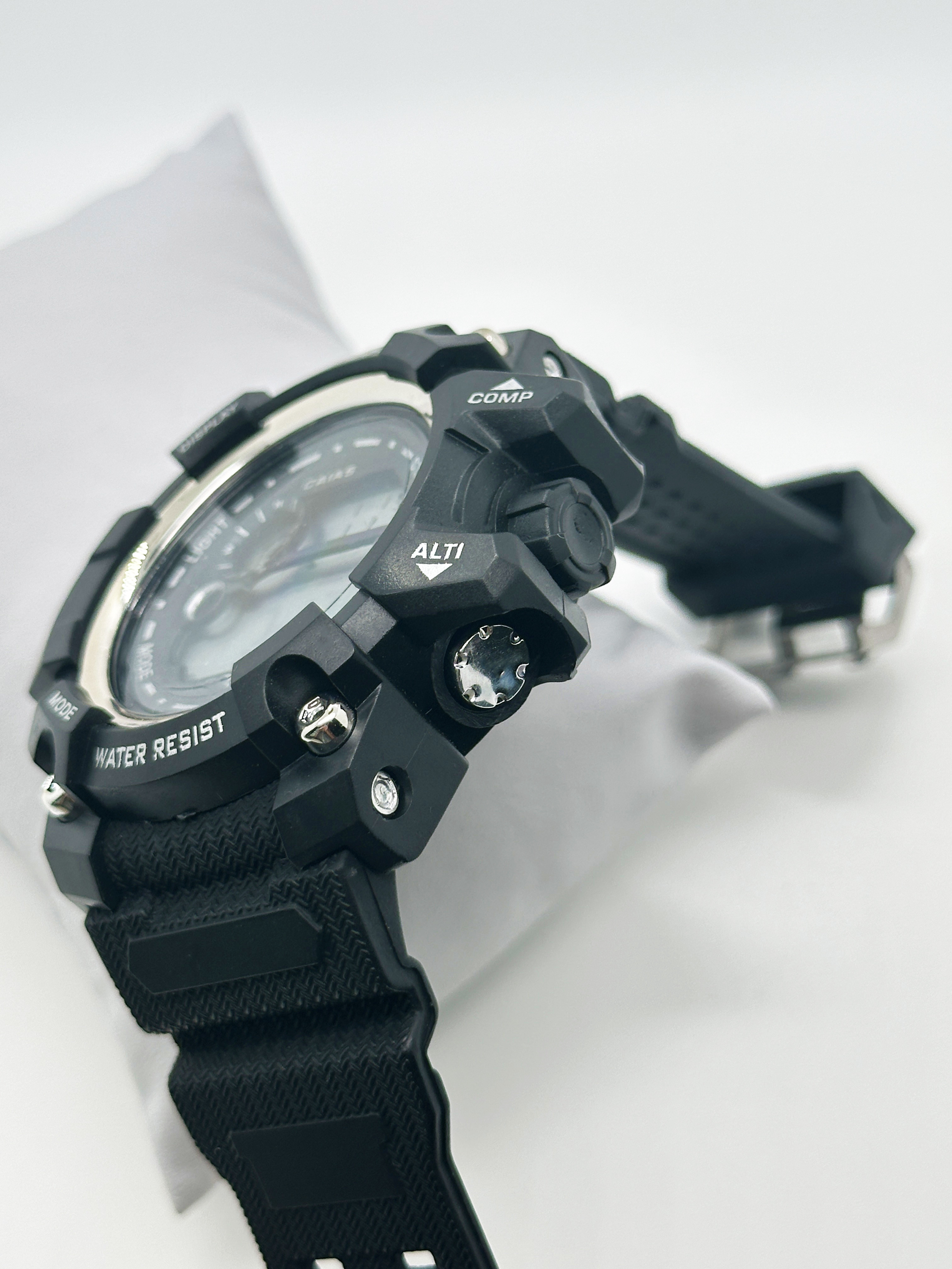 Digital Men's Silicone Band Sports Watch Water Resistant Gift Watches