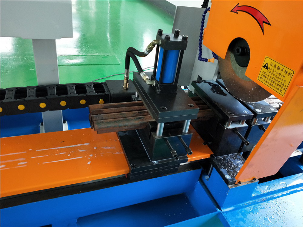 Angle 45 Pneumatic Pipe Bending Machine 1000mm Circular Copper Tube Cutting Machine 1.0kw