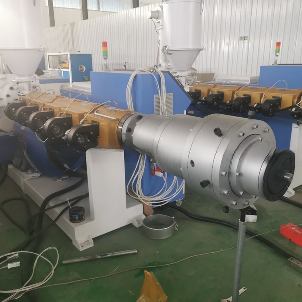 High Speed HDPE / PVC / PPR Water Supply Pipe Extrusion Line / HDPE Pipe Machine